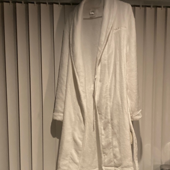 Calvin Klein Soft White Robe - Picture 4 of 8
